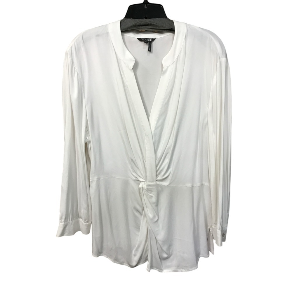 Nic + Zoe White V Neck 3/4 length sleeves Knot‎ on Front Shirt